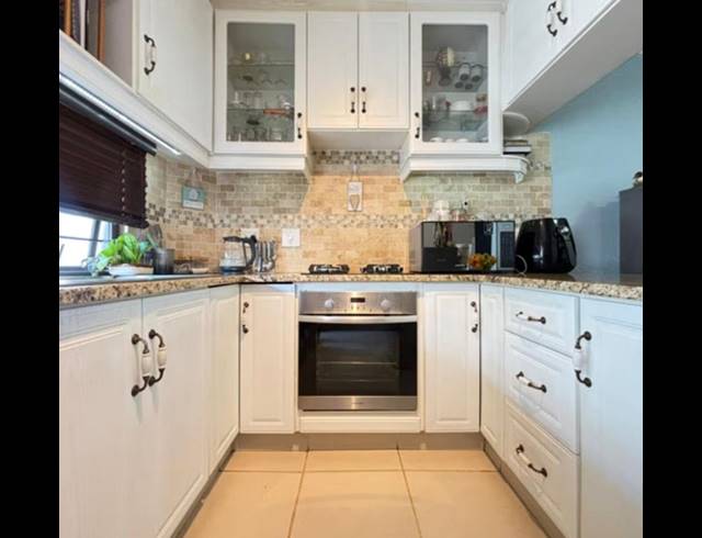 2 BEDROOM TOWNHOUSE FOR SALE IN MUSGRAVE